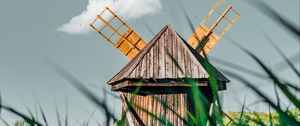 Preview wallpaper windmill, old, wooden, grass, field