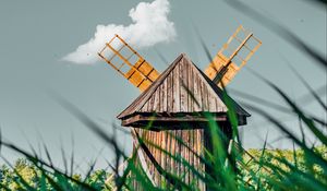 Preview wallpaper windmill, old, wooden, grass, field