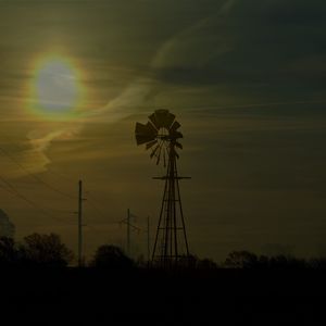 Preview wallpaper windmill, silhouette, fog, dark