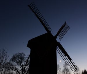Preview wallpaper windmill, trees, silhouettes, night, sky, dark