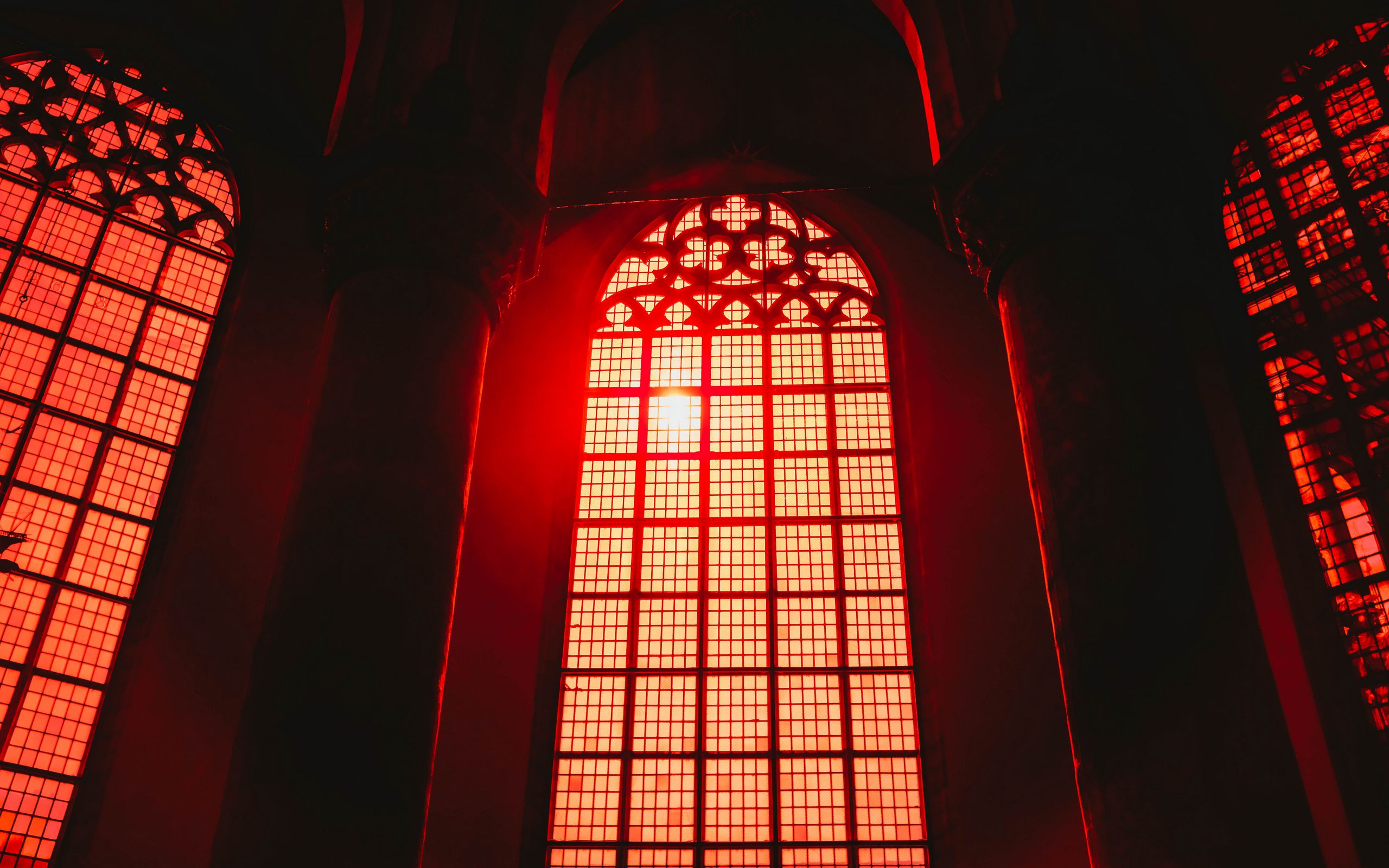 Download wallpaper 2560x1600 window, arch, interior, red, architecture