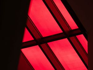 Preview wallpaper window, dark, red
