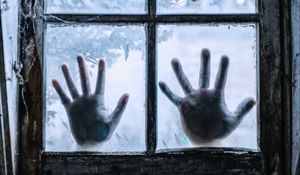 Preview wallpaper window, hands, palms, glass