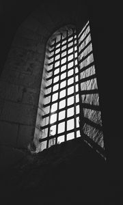 Preview wallpaper window, lattice, light, architecture, black and white, dark