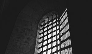 Preview wallpaper window, lattice, light, architecture, black and white, dark