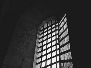 Preview wallpaper window, lattice, light, architecture, black and white, dark