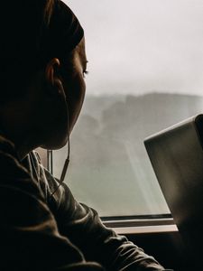 Preview wallpaper window, loneliness, headphones, travel