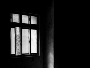 Preview wallpaper window, room, dark, bw