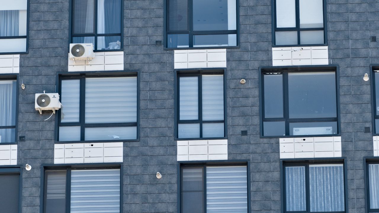 Wallpaper windows, blinds, facade, air conditioners, building