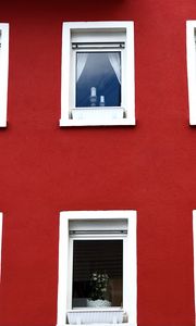 Preview wallpaper windows, building, wall, red, facade