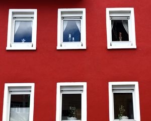 Preview wallpaper windows, building, wall, red, facade