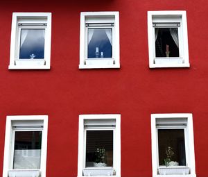 Preview wallpaper windows, building, wall, red, facade