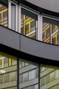 Preview wallpaper windows, facade, reflection, building