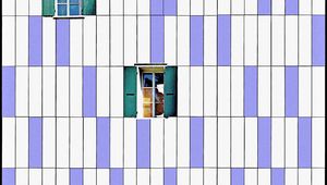 Preview wallpaper windows, facade, stripes