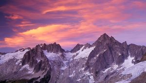 Preview wallpaper winter, evening, mountains, edge, tops, sky