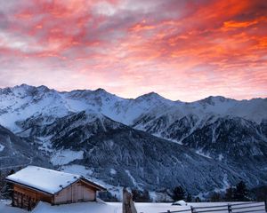 Preview wallpaper winter, mountains, dawn, structure, snow