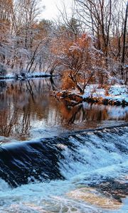 Preview wallpaper winter, river, threshold, trees