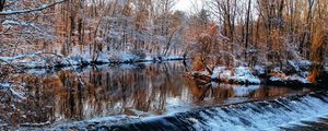 Preview wallpaper winter, river, threshold, trees