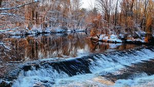 Preview wallpaper winter, river, threshold, trees