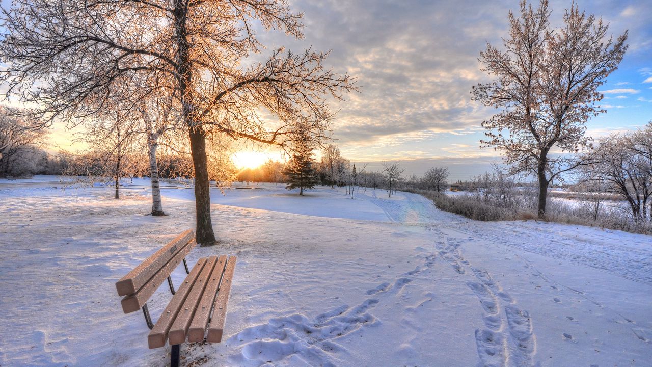 Wallpaper winter, snow, dawn, footprints, bench