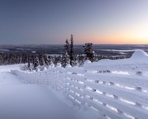 Preview wallpaper winter, snow, fence, snowy, frost, horizon