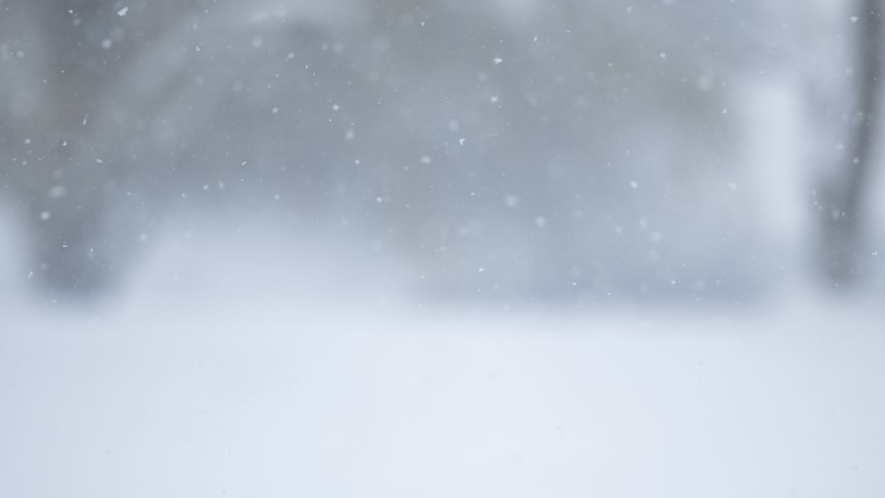 Wallpaper winter, snow, snowflakes, blur, white