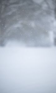 Preview wallpaper winter, snow, snowflakes, blur, white