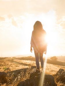 Preview wallpaper woman, silhouette, sun, light, bright