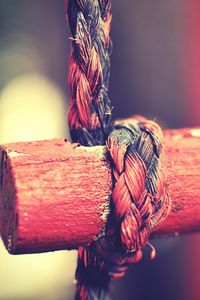 Preview wallpaper wood, red, rope, wooden