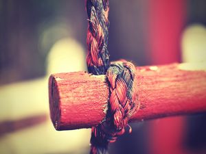 Preview wallpaper wood, red, rope, wooden