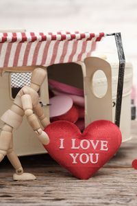 Preview wallpaper wooden figure, mannequin, heart, love