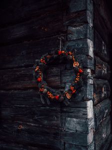 Preview wallpaper wreath, branches, cones, berries, decoration