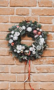 Preview wallpaper wreath, decoration, new year, christmas, wall