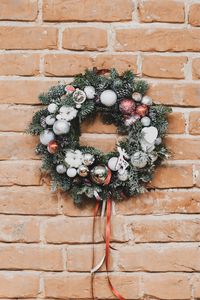 Preview wallpaper wreath, decoration, new year, christmas, wall