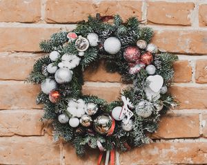 Preview wallpaper wreath, decoration, new year, christmas, wall