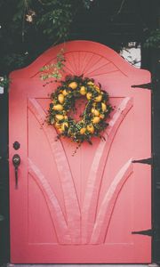 Preview wallpaper wreath, door, decoration