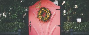 Preview wallpaper wreath, door, decoration