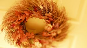 Preview wallpaper wreath, fall, leaves