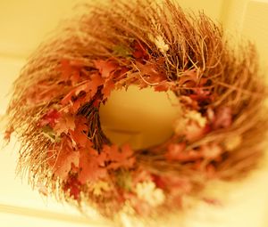 Preview wallpaper wreath, fall, leaves