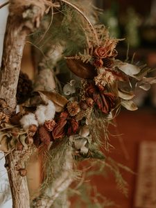 Preview wallpaper wreath, flowers, branches, dry, decoration