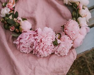 Preview wallpaper wreath, peonies, flowers, pink