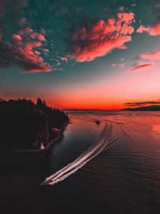 Preview wallpaper yacht, sea, sunset, skyline, sky, vancouver, canada