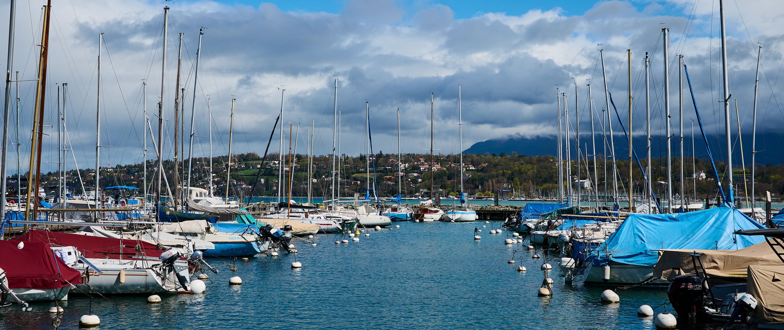 Download wallpaper 2560x1080 yachts, boats, masts, bay, sea dual wide