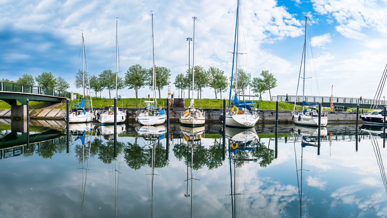 Wallpaper yachts, boats, pier, reflection