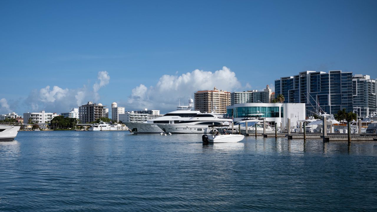 Wallpaper yachts, pier, buildings, water