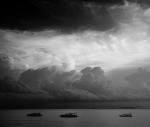 Preview wallpaper yachts, sea, clouds, dark