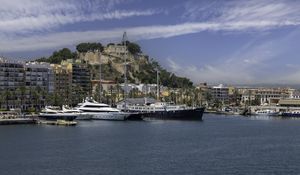 Preview wallpaper yachts, ships, pier, buildings, island, sea