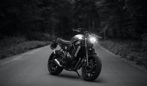 Preview wallpaper yamaha, bike, motorcycle, side view, bw