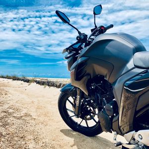 Preview wallpaper yamaha fz25, yamaha, motorcycle, bike, black, road