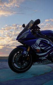 Preview wallpaper yamaha, motorcycle, bike, blue, twilight, moto